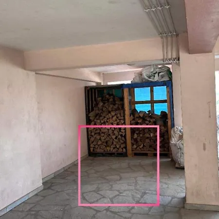 Chloe Sea View Apartmán