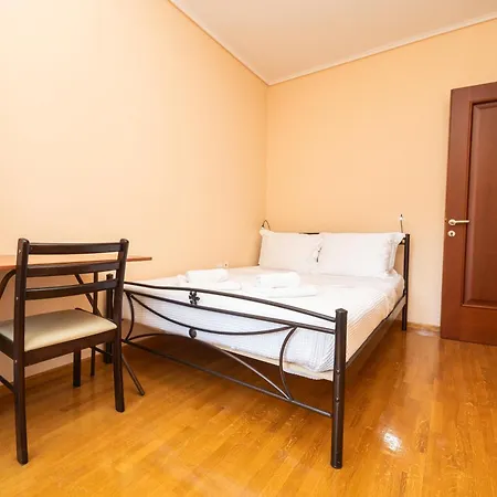 Chloe Sea View Apartment