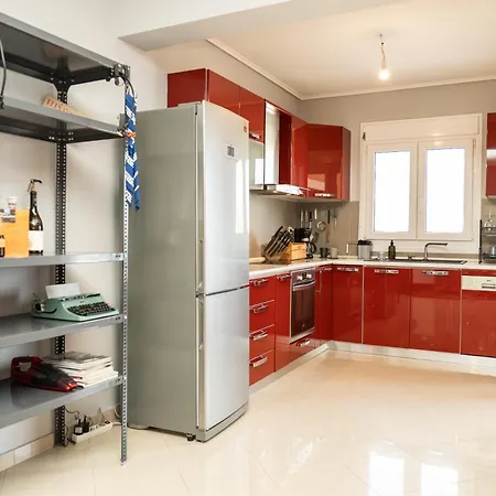 Chloe Sea View Apartment *