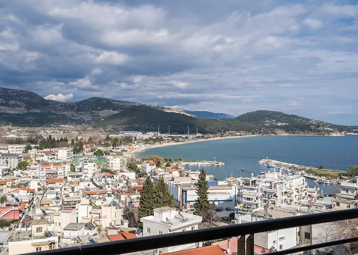 Chloe Sea View Apartment